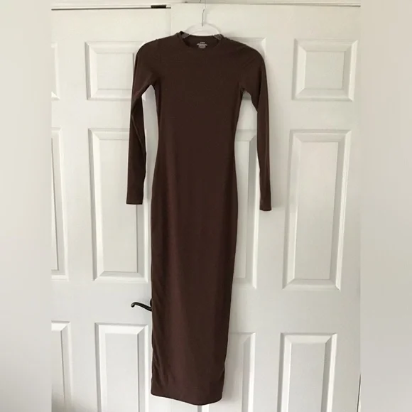 SKIMS Fits Everybody Crew Neck Long Sleeve Dress | Cocoa | Size S - Picture 5 of 7